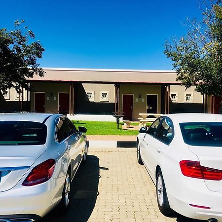 Travel Inn Kroonstad Eksteriør billede