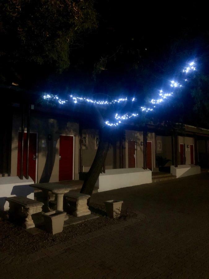 Travel Inn Kroonstad Eksteriør billede